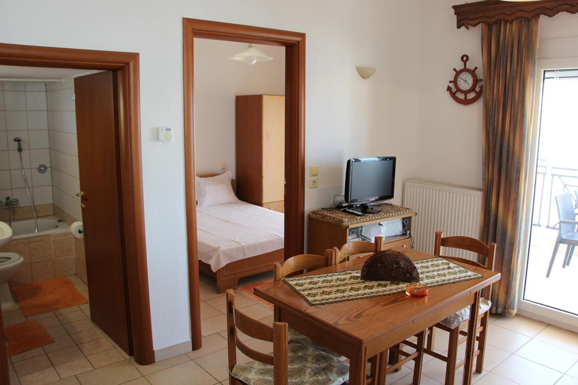 Matina'S Apartments Принос Номер фото